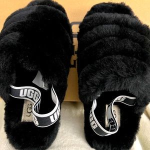 UGG Black Fluff Yeah Slipper. Size 1. New with Box. Kids